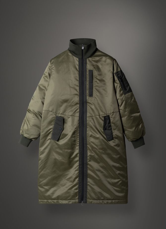 Colourblock down coat with turtle neck - Image 4