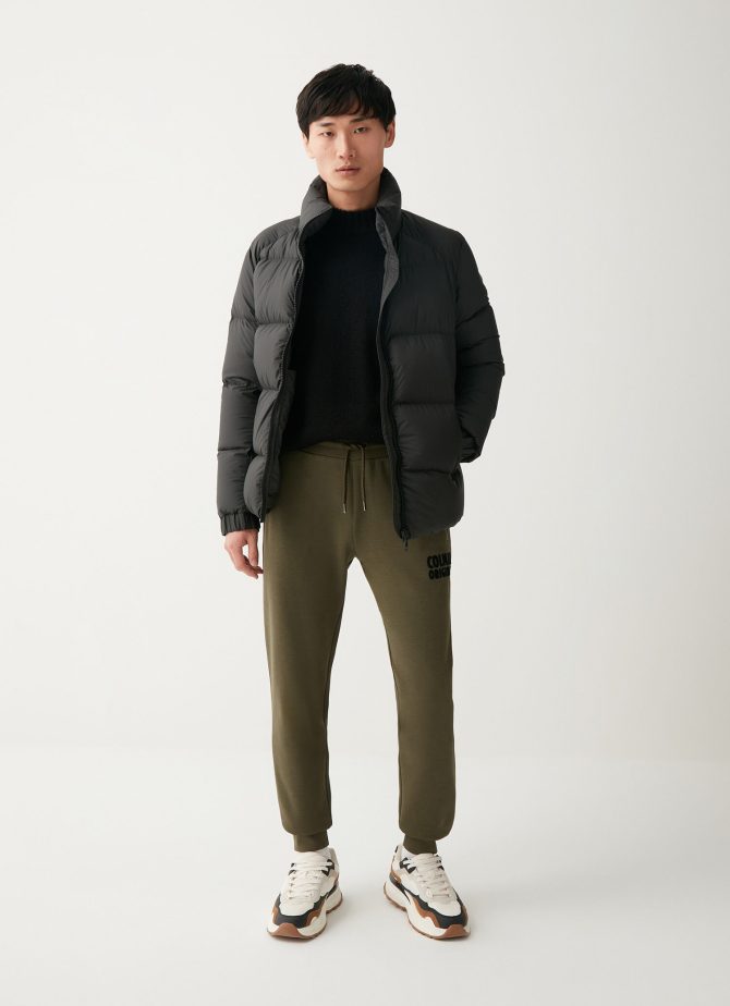 Tracksuit bottoms with zipped pockets