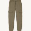Tracksuit bottoms in cargo-style jersey - Image 4