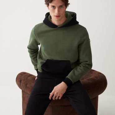Cotton blend sweatshirt with hood