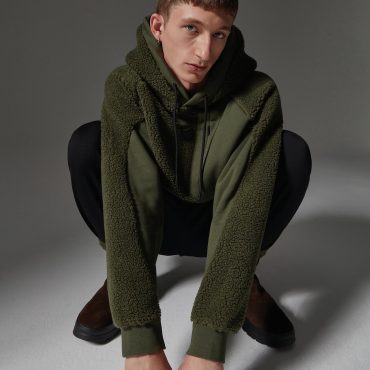 Hooded teddy fabric effect sweatshirt