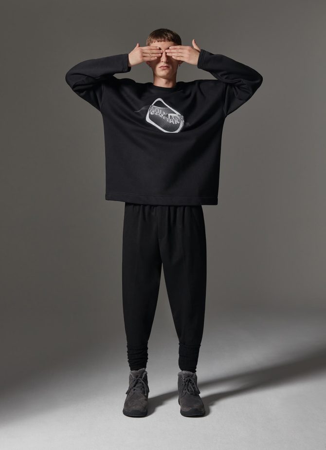 Crew-neck sweatshirt with uneven logo print - Image 3