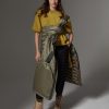 Short-sleeve teddy effect fabric sweatshirt