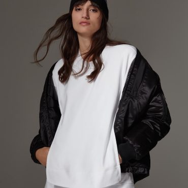 Soft interlock sweatshirt with hidden pocket