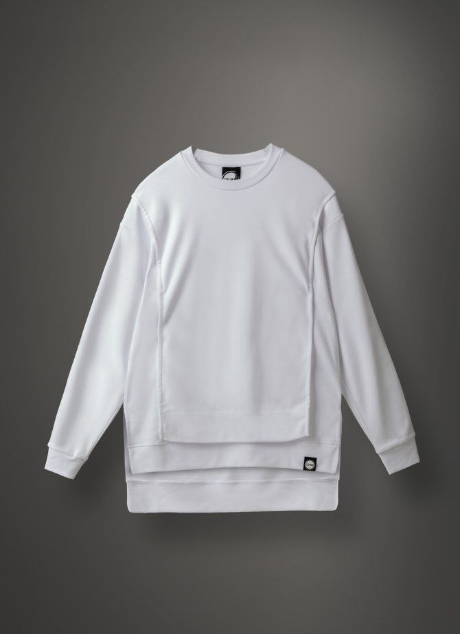 Soft interlock sweatshirt with hidden pocket - Image 4