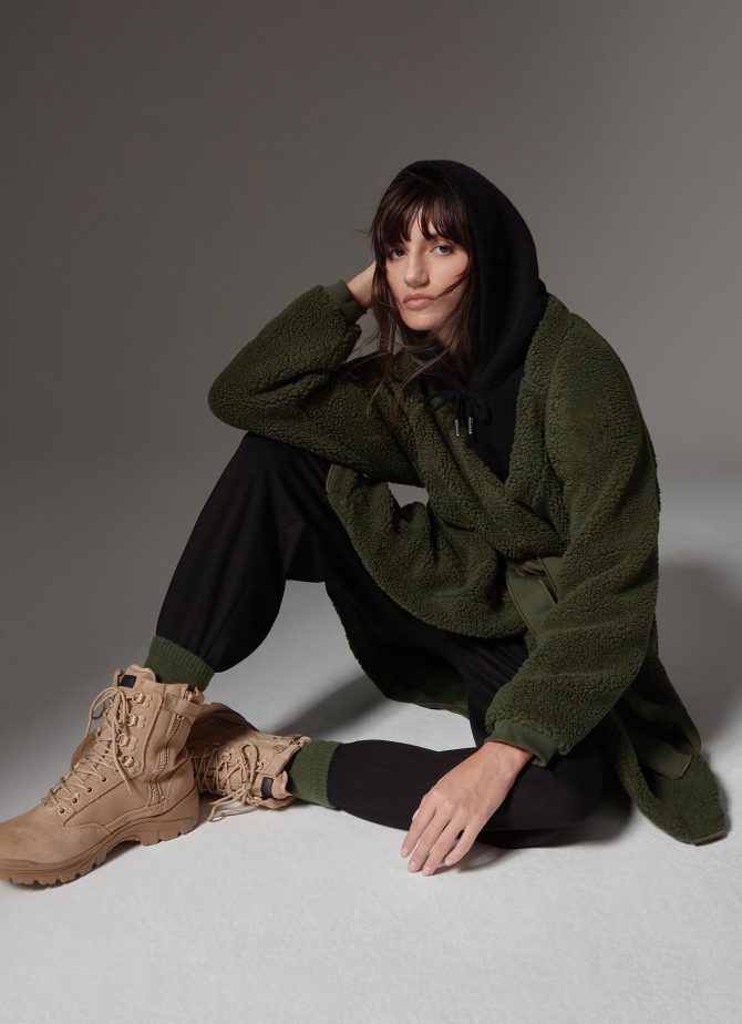 Long teddy fabric effect sweatshirt with belt