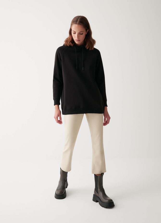Hooded oversized sweatshirt