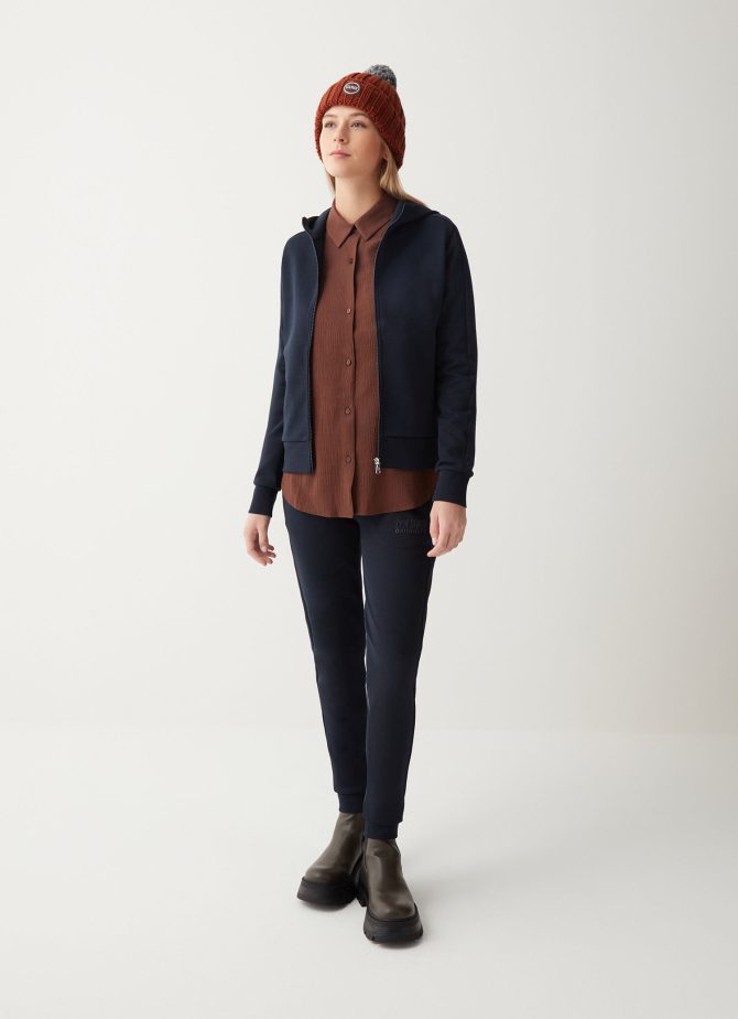 Full zip sweatshirt with pockets and hood