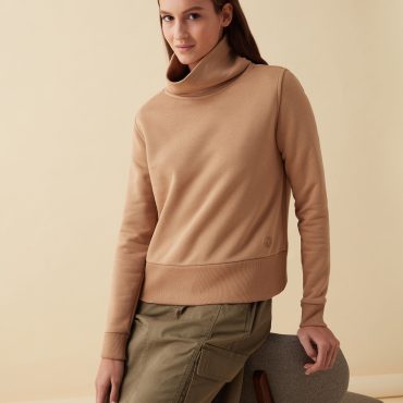 Organic cotton turtleneck sweatshirt