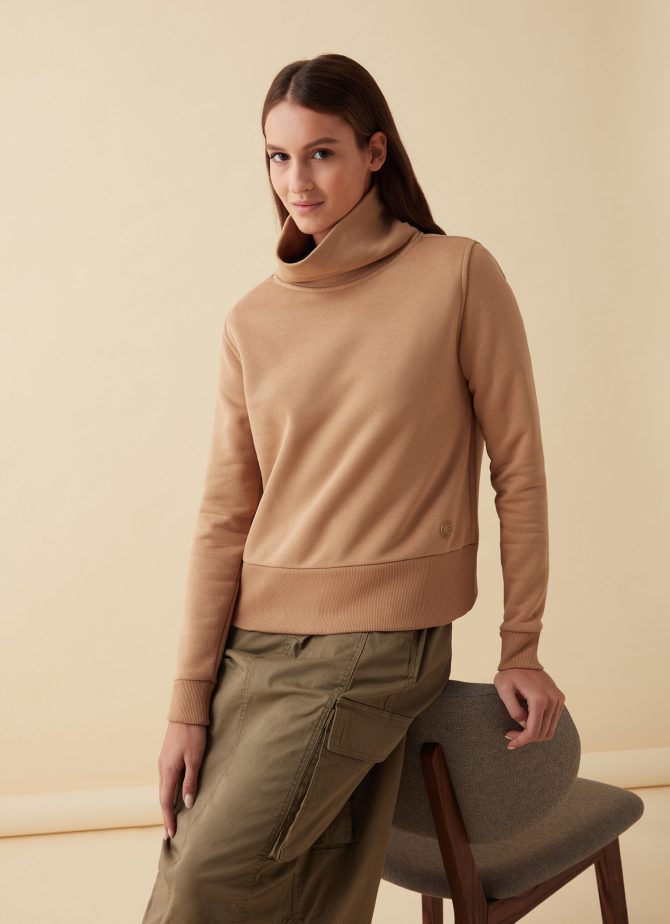Organic cotton turtleneck sweatshirt