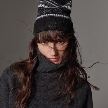 Unisex cashmere-blend hat