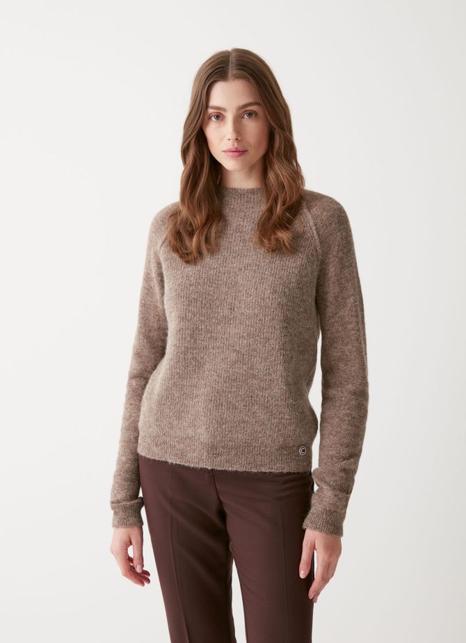 Volcano neck pullover in merino wool