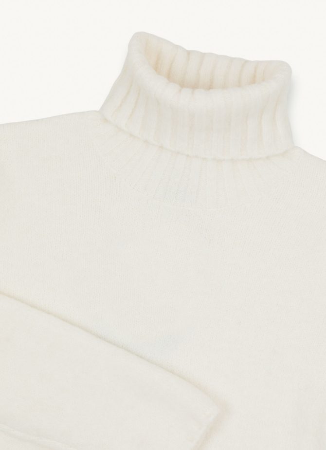 Oversized wool turtleneck - Image 6