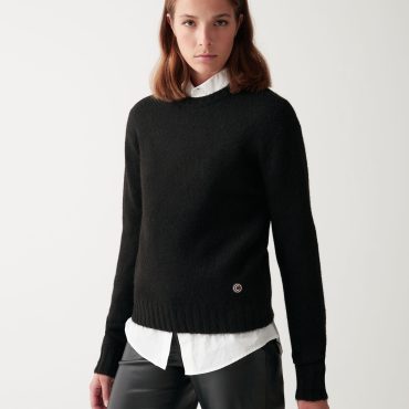 Crew-neck wool jumper