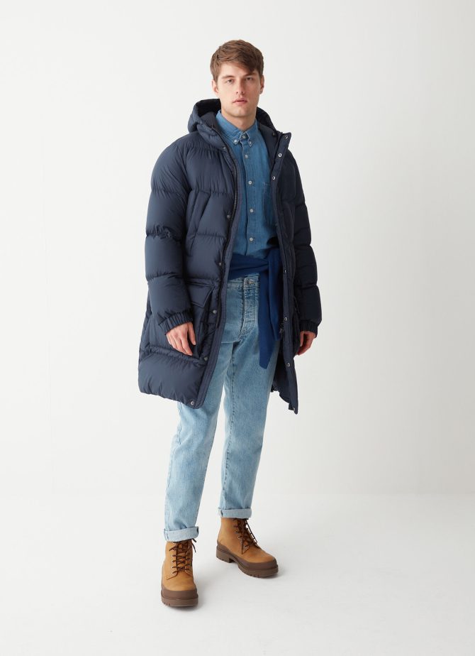 Puffy coat with hood