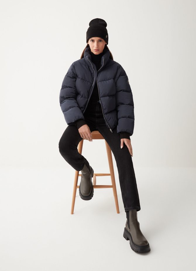 Winter down jacket with large quilting
